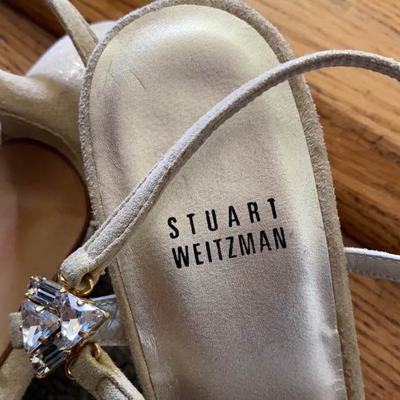 Stuart Weitzman - Picture 4 of 4